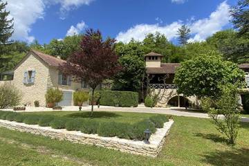 Gîte pour 4 personnes, avec piscine et jardin à Saint-Médard