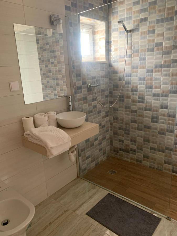 Maison d’hôte pour 2 personnes, avec jardin ainsi que vue et piscine à Sagres - 3