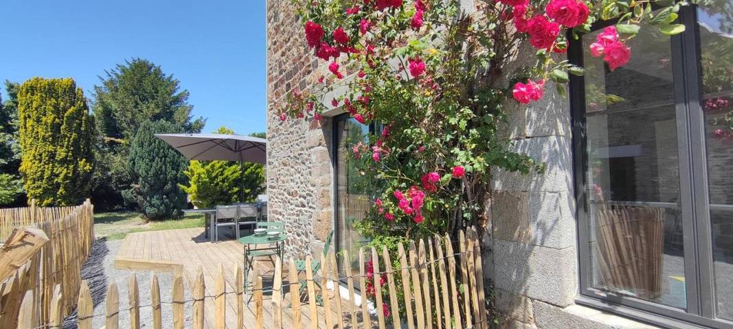 Location de vacances pour 12 personnes, avec jardin et vue à Dragey-Ronthon - 4