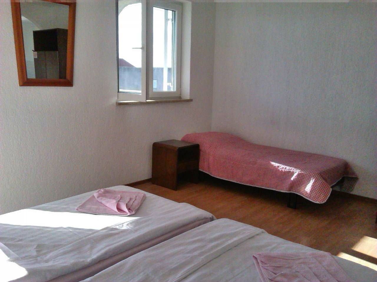 Ganze Ferienwohnung, Studio mit Terrasse in Povile, Primorje-Gorski Kotar