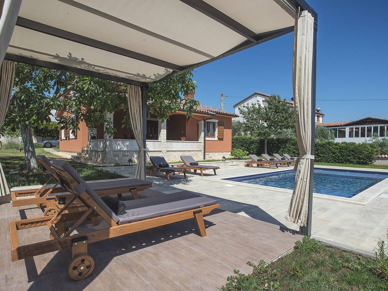 Villa a Peroj con Piscina & Vicino Spiaggia in Barbariga, Costa meridionale dell´Istria