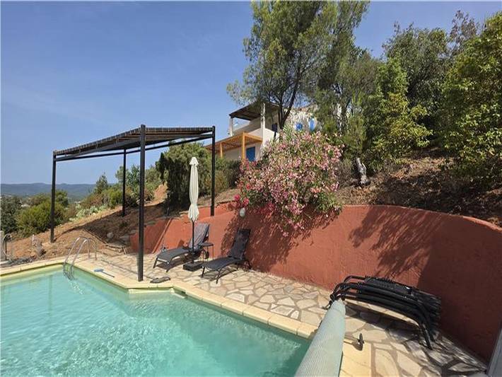Maison de vacances pour 6 personnes, avec terrasse ainsi que piscine et jardin, adapté aux familles - 1