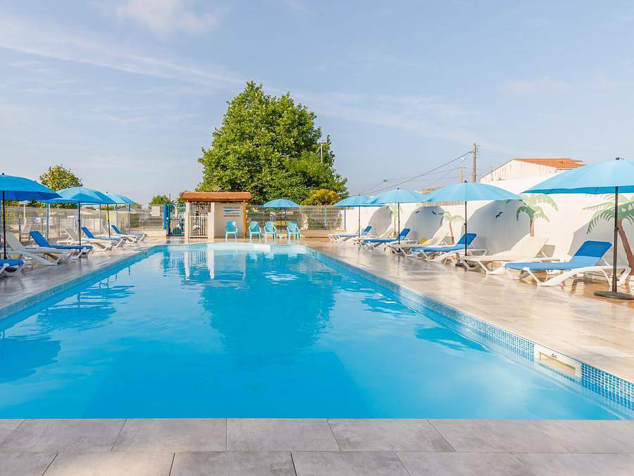 Camping la Baie - Tente 2 personnes - Cyclo-tente 1 Chambre 2 Personnes in L'Aiguillon-sur-Mer, Fontenay-le-Comte