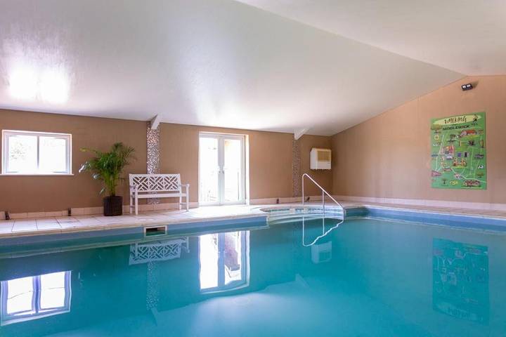 Ferienanlage für 2 Personen, mit Ausblick und Garten sowie Pool in England