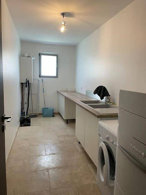 Location de vacances pour 13 personnes, avec jardin et piscine à Joué-lès-Tours - 2