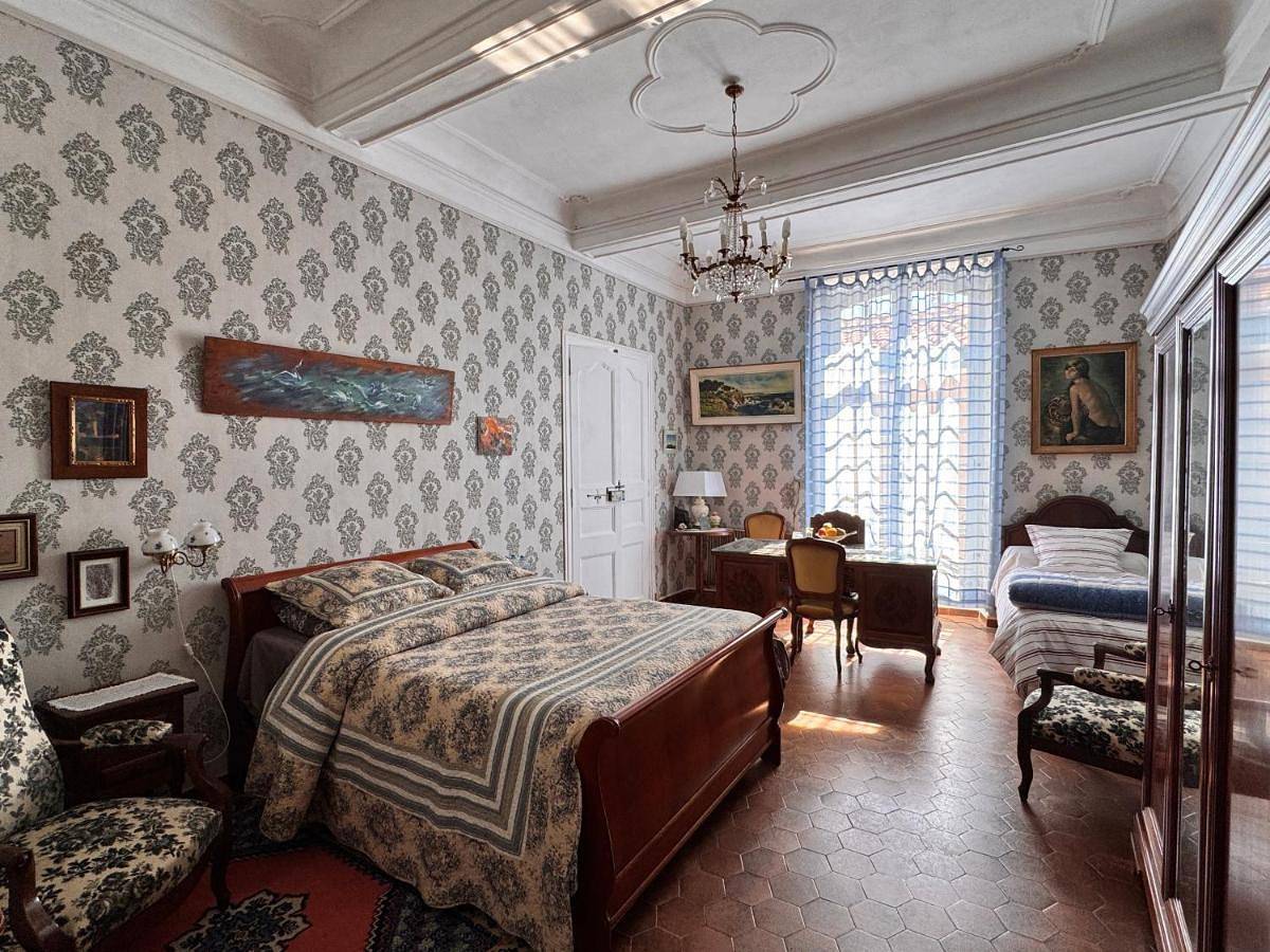 Chez les artistes in Servian, Côte méditerranéenne (France)
