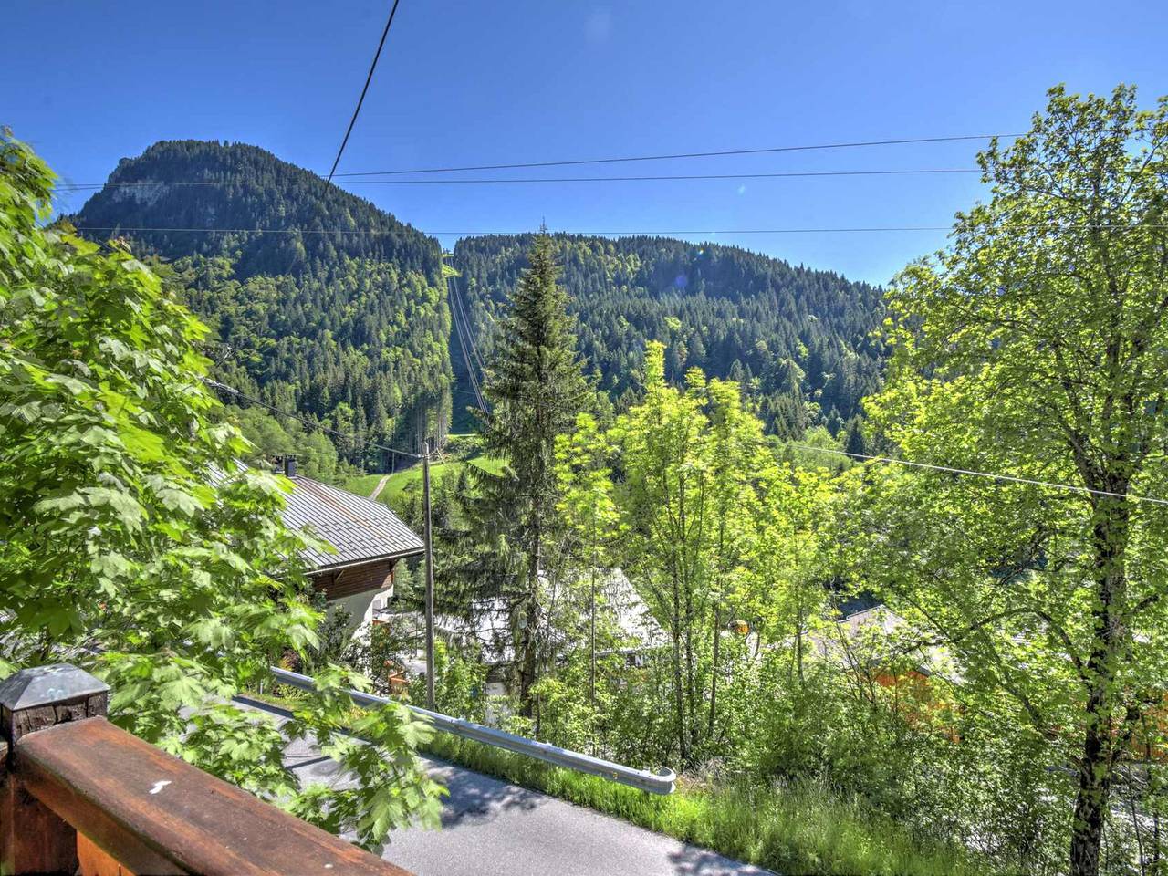 Detached chalet in Morzine, 200m from cable car, parking, for 10 people in Morzine, Les Portes du Soleil
