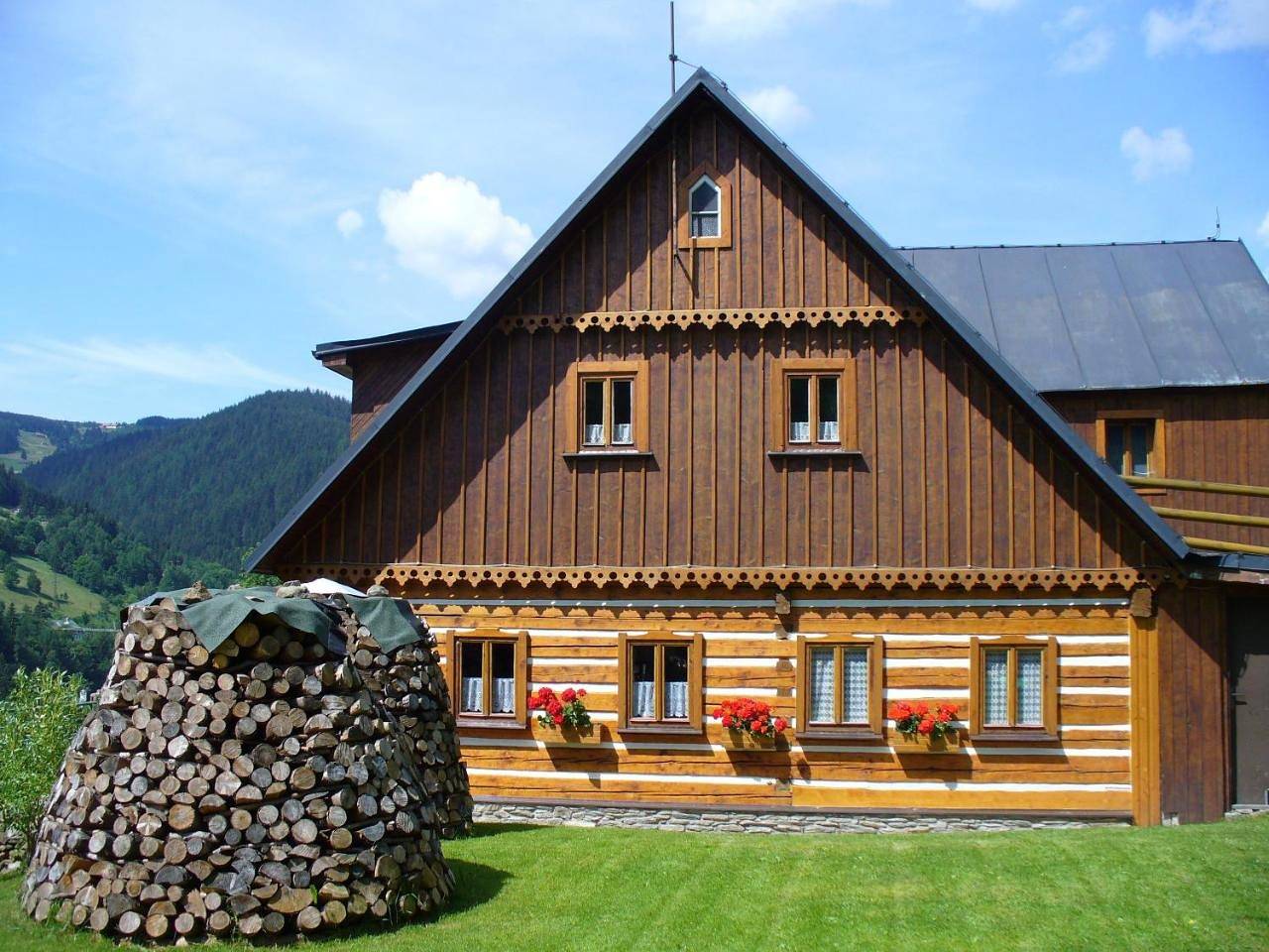 Bouda Na Cestě in Pec pod Sněžkou, Region Trautenau