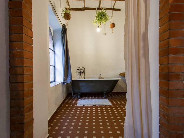 Gîte pour 2 personnes, avec jardin à Barga - 4