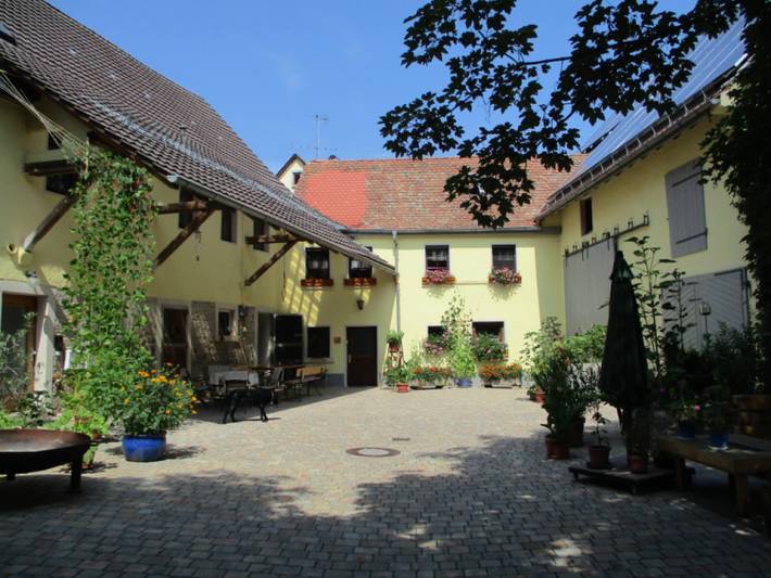 Ferienwohnung für 4 Personen, mit Balkon und Balkon/Terrasse sowie Terrasse in der Stuttgart Region - 3