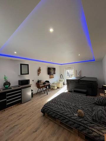 Chambre d’hôte pour 2 personnes, avec jacuzzi à Thaon-les-Vosges