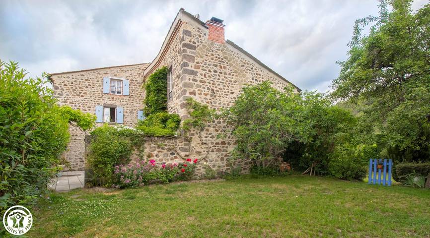 Gîte pour 5 personnes, avec jardin à Montaigut-le-Blanc - 2