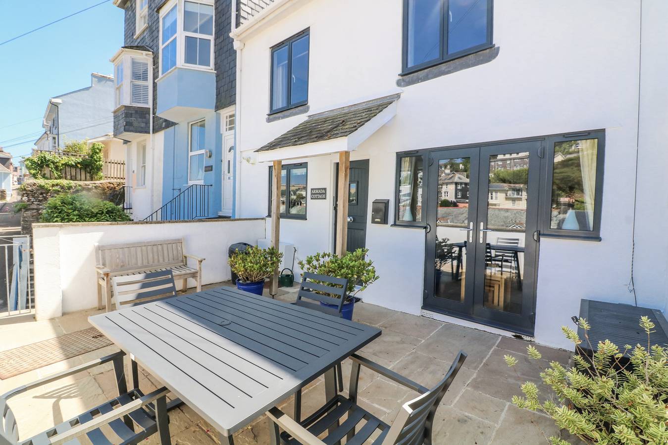 Armada Cottage in Dartmouth, Devon