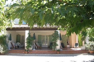 Gîte pour 2 personnes, avec jardin et terrasse à Saint-Rémy-de-Provence