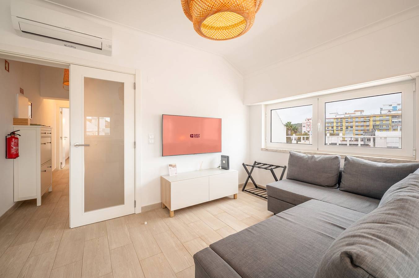 Ganze Wohnung, Ferienwohnung für 4 Personen mit Balkon in Halbinsel von Setúbal