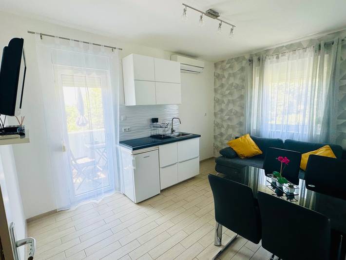 Ferienwohnung für 6 Personen, mit Ausblick und Garten in Pula-Medulin - 4