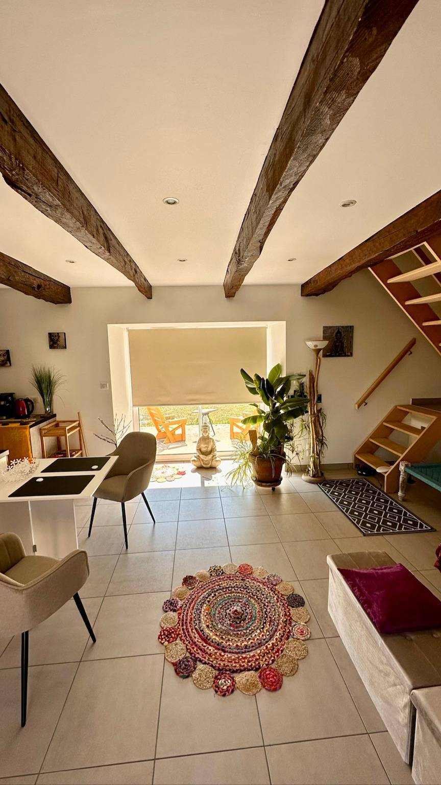 Gezellige Gîte voor Wellness & Ontspanning met gedeeld zwembad, wifi en airco, foto 12