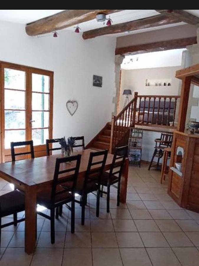 Location de vacances pour 8 personnes, avec Balcon et Terrasse ainsi que Jardin et Vue à Roumoules - 2