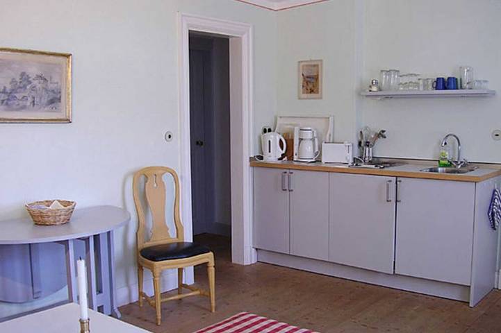 Schloss für 3 Personen, mit Garten auf Rügen - 2