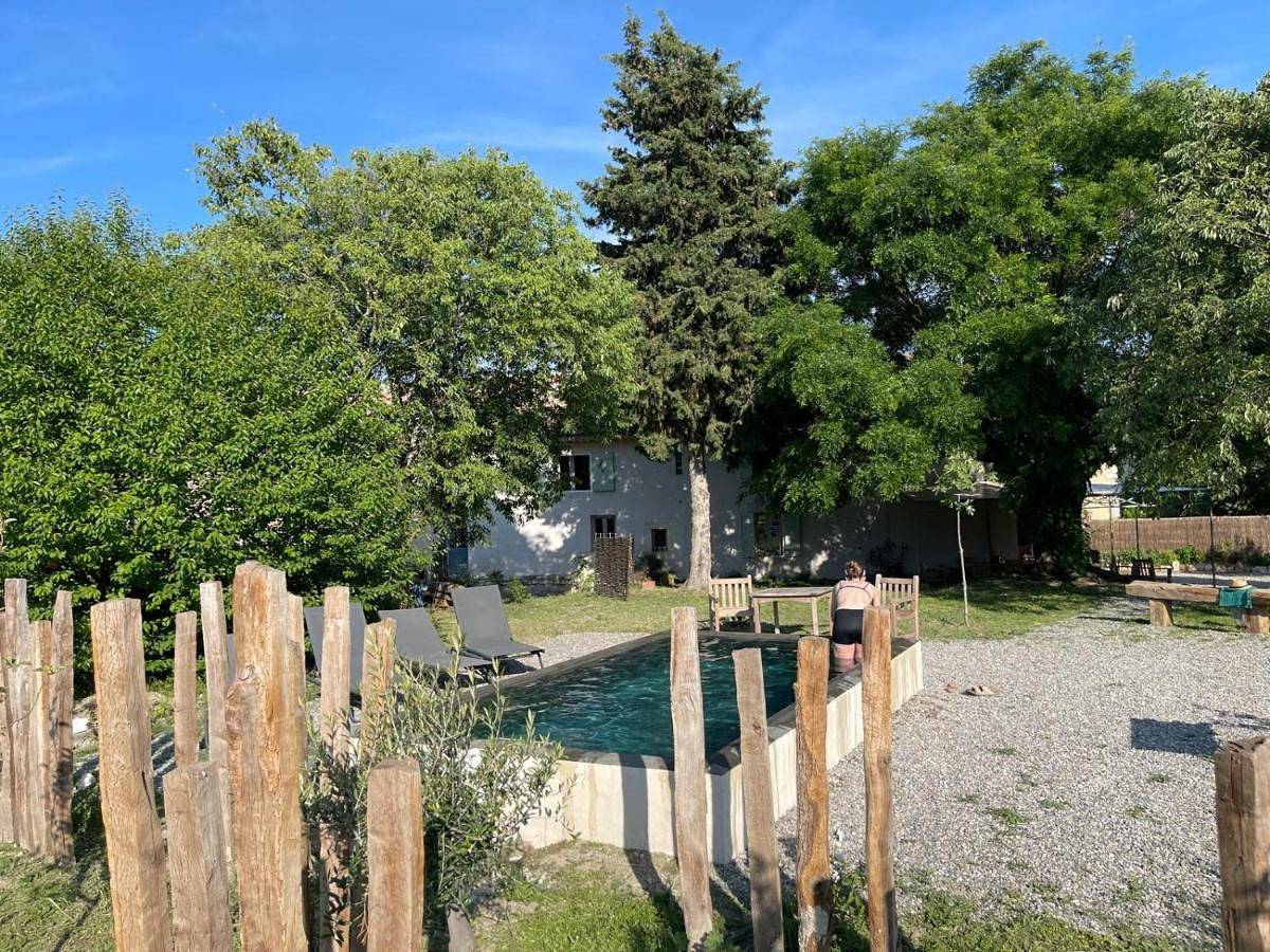 Le Domaine Saint Jean in Saint-Saturnin-lès-Apt, Parc naturel régional du Luberon