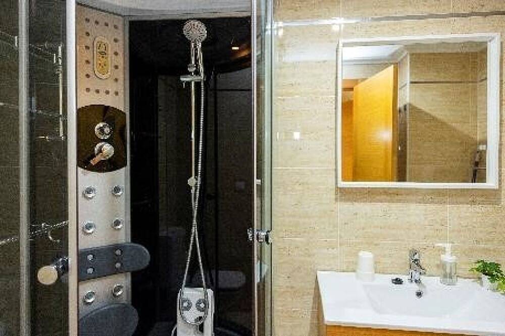 Entire apartment, Vicedo Urb. Sea Under Terrace 2 Bedrooms in O Vicedo, Galician Coast