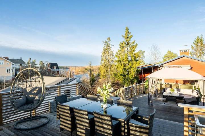 Villa för 6 Personer, med trädgård samt bastu och sjöutsikt och utsikt - 1