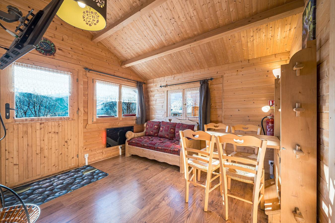 Chalet « Myrtille » avec vue sur la montagne et terrasse partagée in Saint-Sorlin-d'Arves, Région de Saint-Jean-de-Maurienne