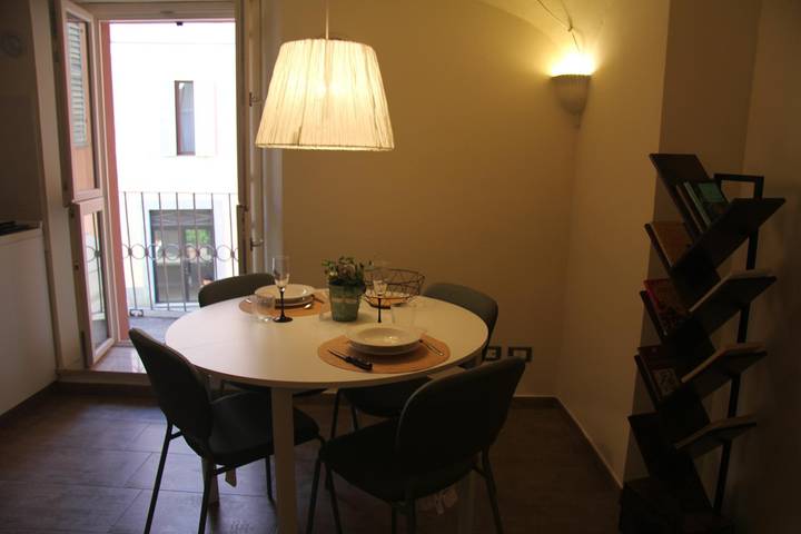 Appartement entier, Nid charmant et moderne au cœur de la ville in Acqui Terme, Province d'Alexandrie