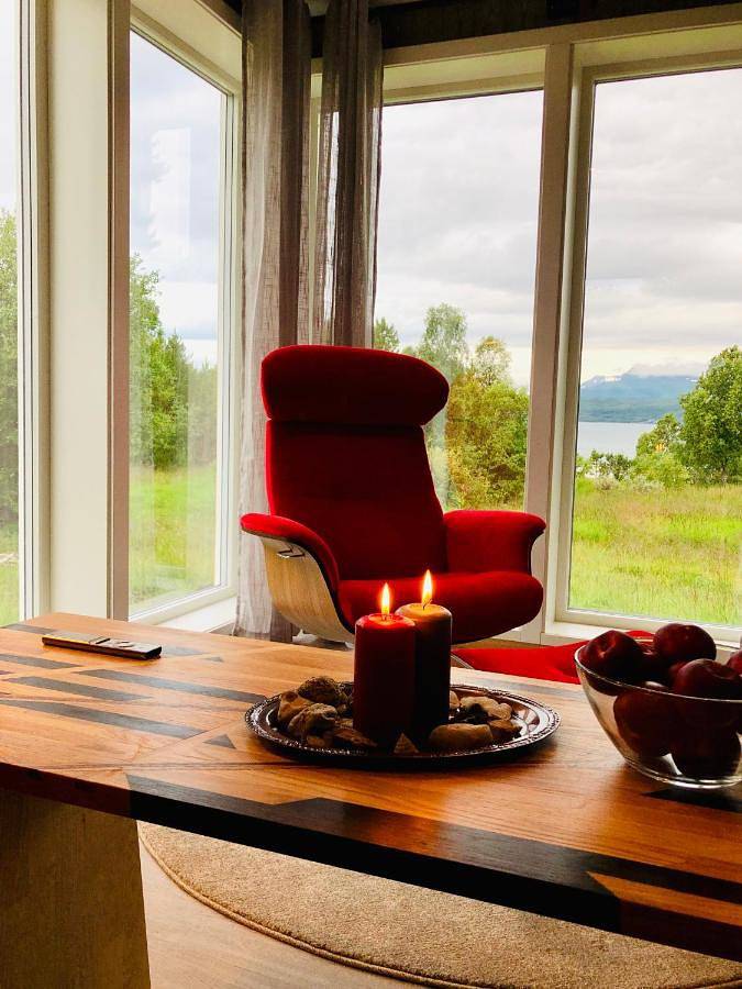 Ferienwohnung für 3 Personen, mit Ausblick und Sauna sowie Seeblick und Garten - 1