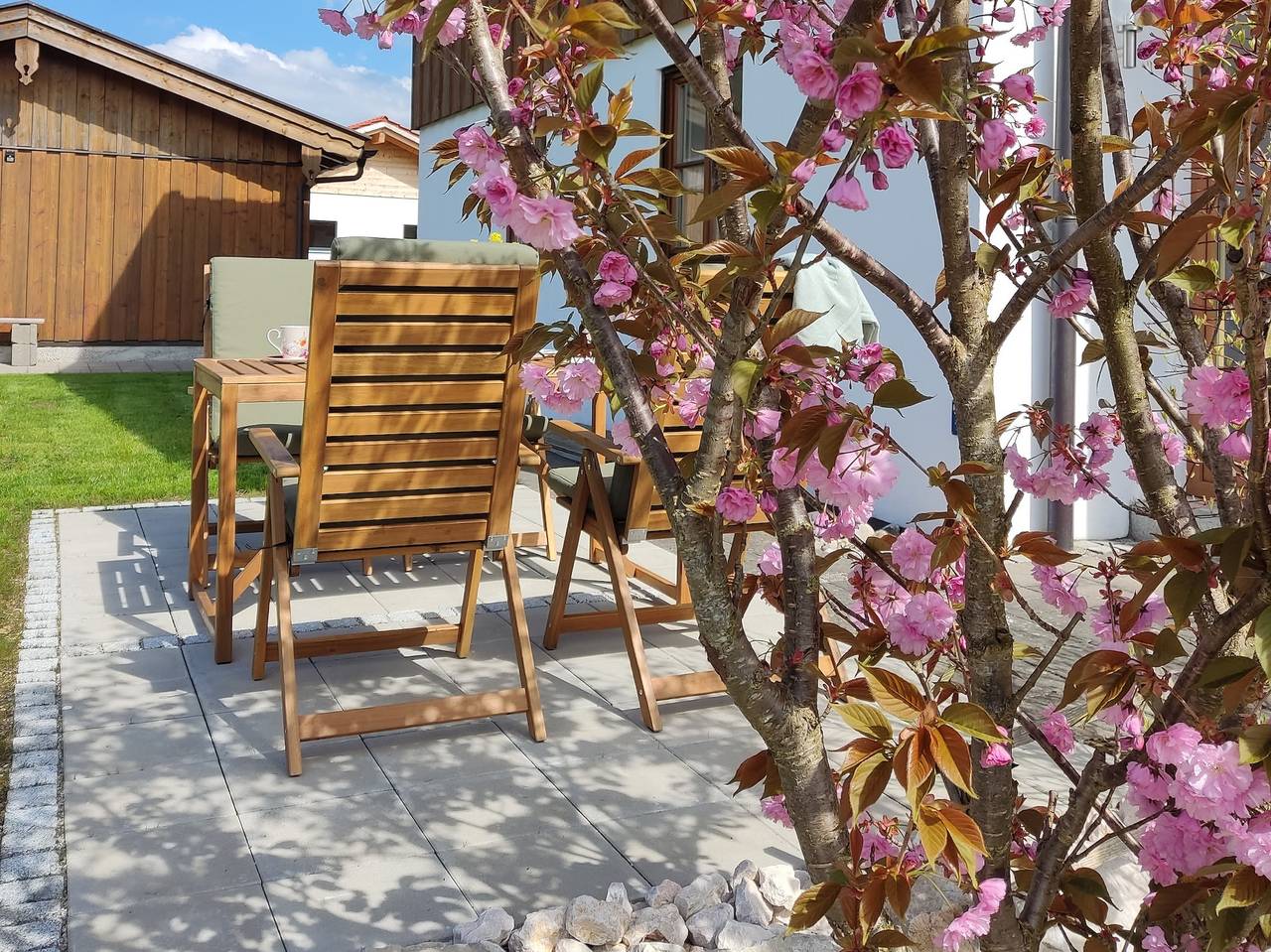 Ferienhaus Naturzauber - Chiemgau Karte - Ferienhaus bis 4 Personen, 2 Schlafzimmer, Terrasse und Balkon, 90m² in Inzell, Bayerische Alpen