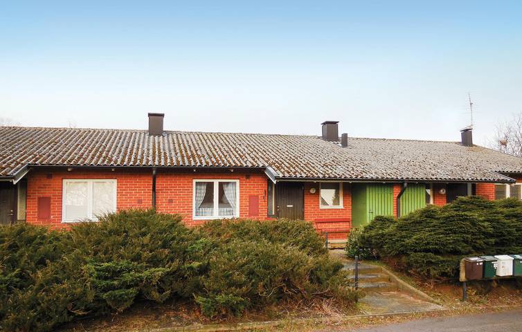 Hel semesterlägenhet, Lägenhet för 4 Personer med trädgård in Ravlunda, Österlen