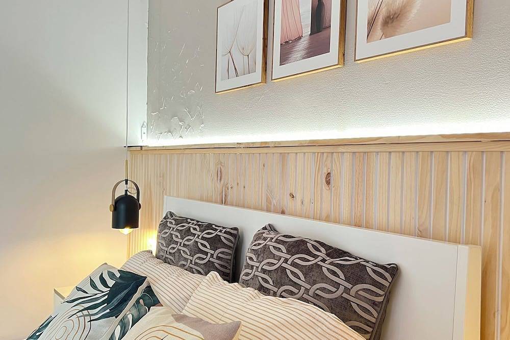 Apartamento inteiro, Quarto em apartamento partilhado com outros hóspedes in Águas Livres, Costa de Lisboa