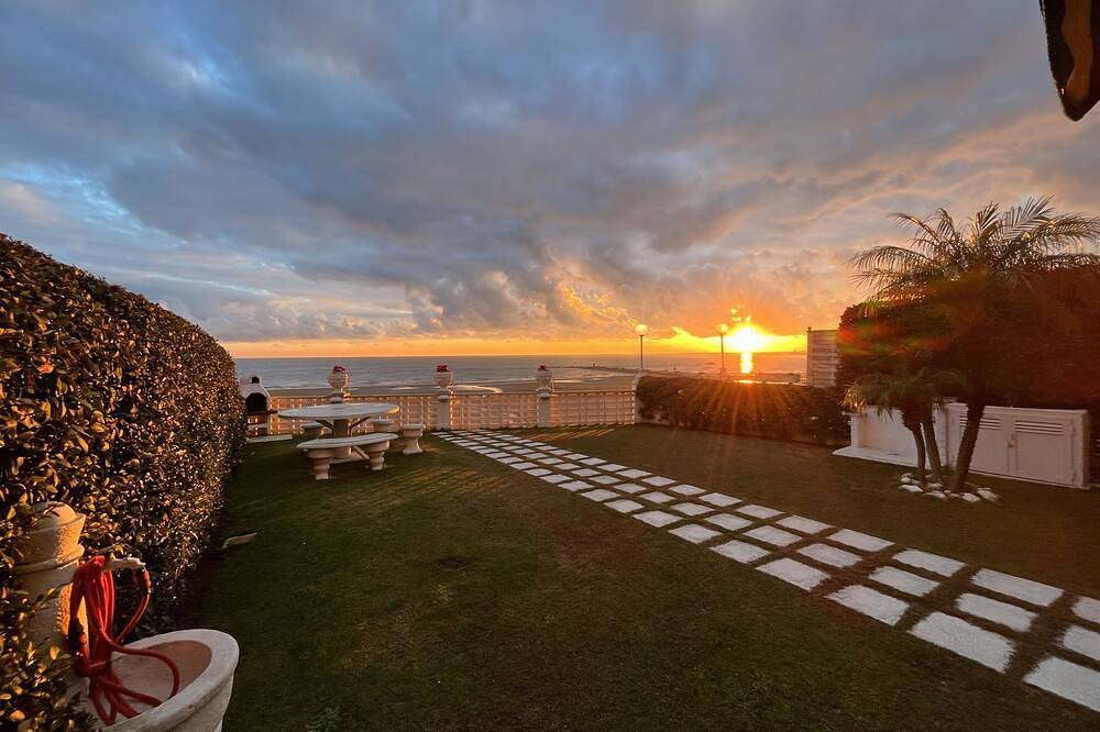 Ganze Wohnung, Unterkunft Für Touristen Auf Dem Meer Id. 1644 in Nettuno, Rom Provinz