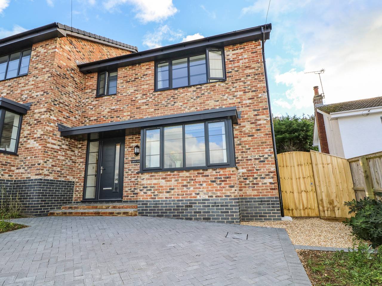 Larch Lodge in Freshwater, Isle of Wight