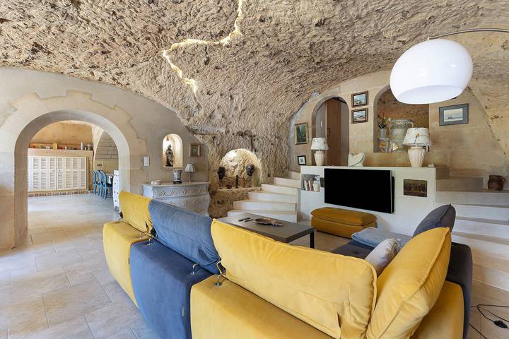 Les iris - maison insolite troglodytique in Troo, Région de Vendôme