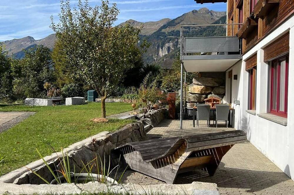 Ganze Wohnung, Ferienwohnung Brienz Be für 1 - 2 Personen mit 1 Schlafzimmer - Ferienwohnung in Brienz, Berner Oberland