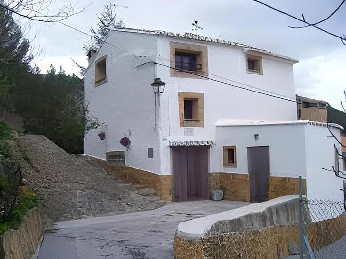 Casa rural para 10 personas, con jardín y vistas en Alt Palància - 2