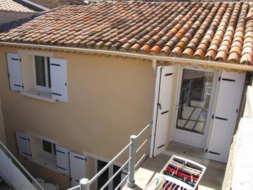Gîte pour 4 personnes, avec balcon à Roujan