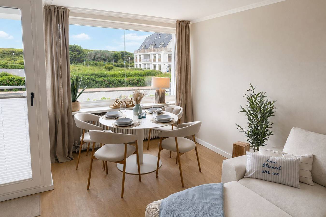 Ganze Wohnung, Die Ferienwohnung Dünenglück No. 4 am Strand für max. 4 Personen. in Westerland, Sylt (Gemeinde)