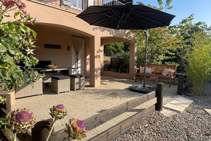 Location de vacances pour 8 personnes, avec balcon ainsi que jardin et piscine, adapté aux familles dans Parc naturel régional Corbières-Fenouillèdes - 4