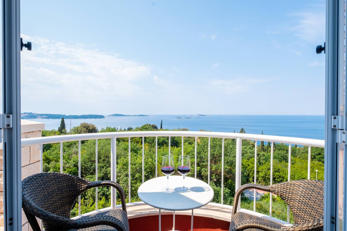 Villa Panorama Dubrovnik - Comfort Double Room with Balcony and Sea View in Plat, Dubrovnik-Neretva