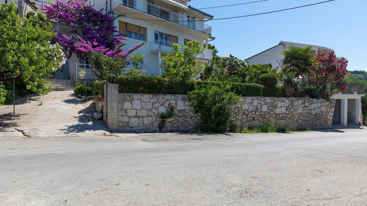 Ganze Ferienwohnung, Ferienwohnung für 11 Personen (121 m²) in Sumpetar in Jesenice, Split-Dalmatien