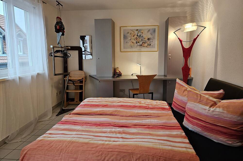 Appartamento intero, Confortevole 3 camere Appartamento a Schwetzingen, vicino a Heidelberg e Mannheim in Schwetzingen, Pianura del Reno