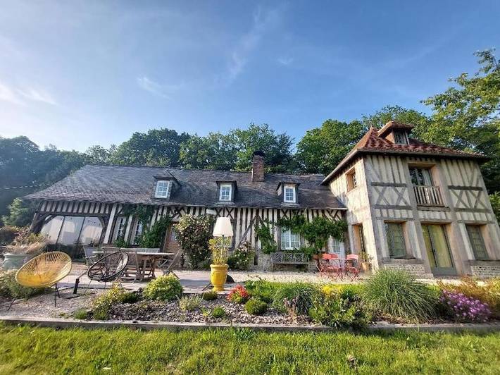 Location de vacances pour 8 personnes, avec vue et jardin à Hermival-les-Vaux - 2