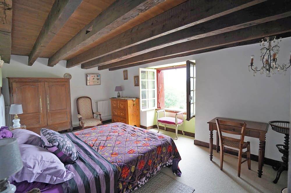 Authentique ferme du Périgord avec piscine et air conditionné in Saint-Germain-des-Prés, Périgord Vert
