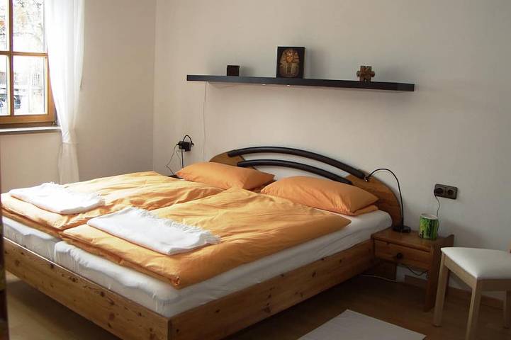 Ferienwohnung für 4 Personen, mit Terrasse und Garten in Bad Aibling - 2