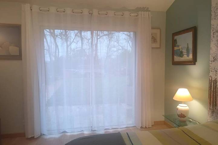 Location de vacances pour 6 personnes, avec jardin ainsi que terrasse et piscine, animaux acceptés à Saint-Vincent-sur-Graon - 4