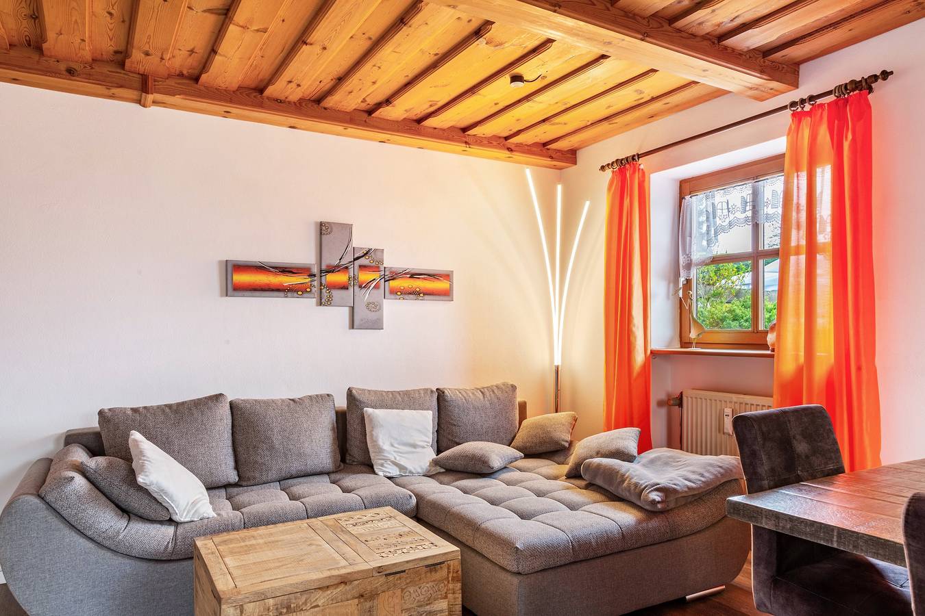 Appartement entier, Appartement confortable avec piscine, sauna et Wi-Fi in Hauzenberg, Passauer Land