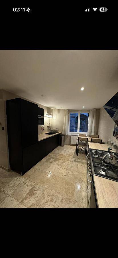 Gîte pour 8 personnes, avec vue et terrasse, animaux acceptés à Saint-Paul-Trois-Châteaux - 4