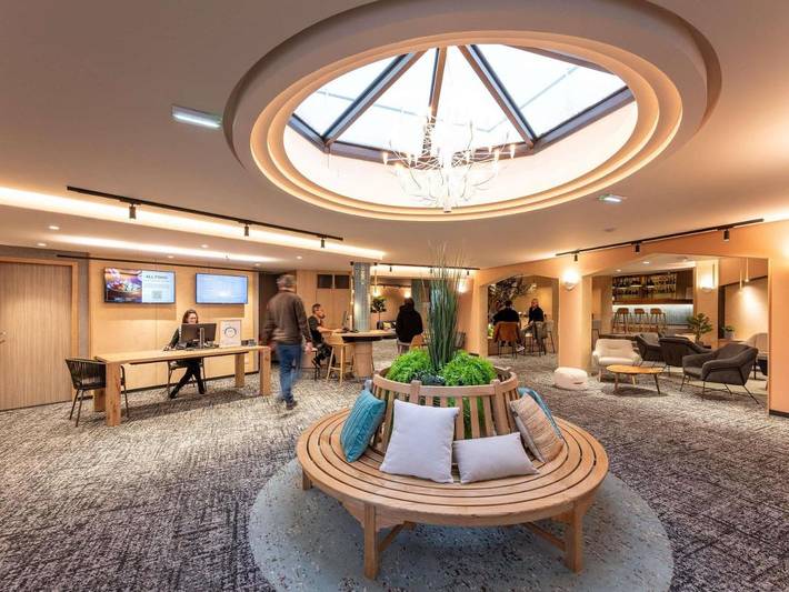 Hôtel pour 3 personnes, avec jardin et piscine, animaux acceptés